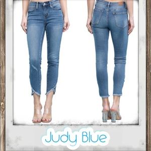 NWT Judy Blue Tulip Hem Ankle Skinny Jeans